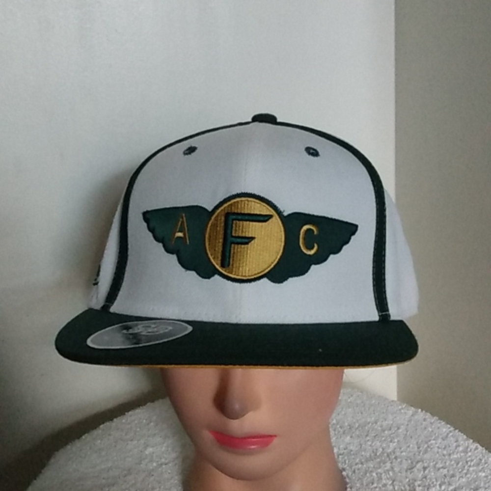 Stall& Dean fitted Cap